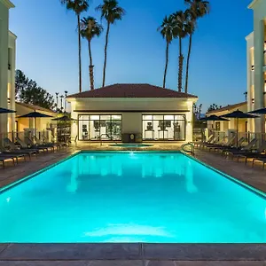 Courtyard By Marriott Palm Springs