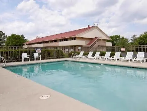 Red Roof Inn Virginia Beach